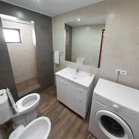 Spacious T3, Pool View Balcony, Oura