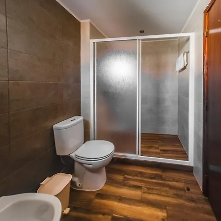 Spacious T3, Pool View Balcony, Oura Apartamento