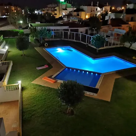 Spacious T3, Pool View Balcony, Oura * Albufeira